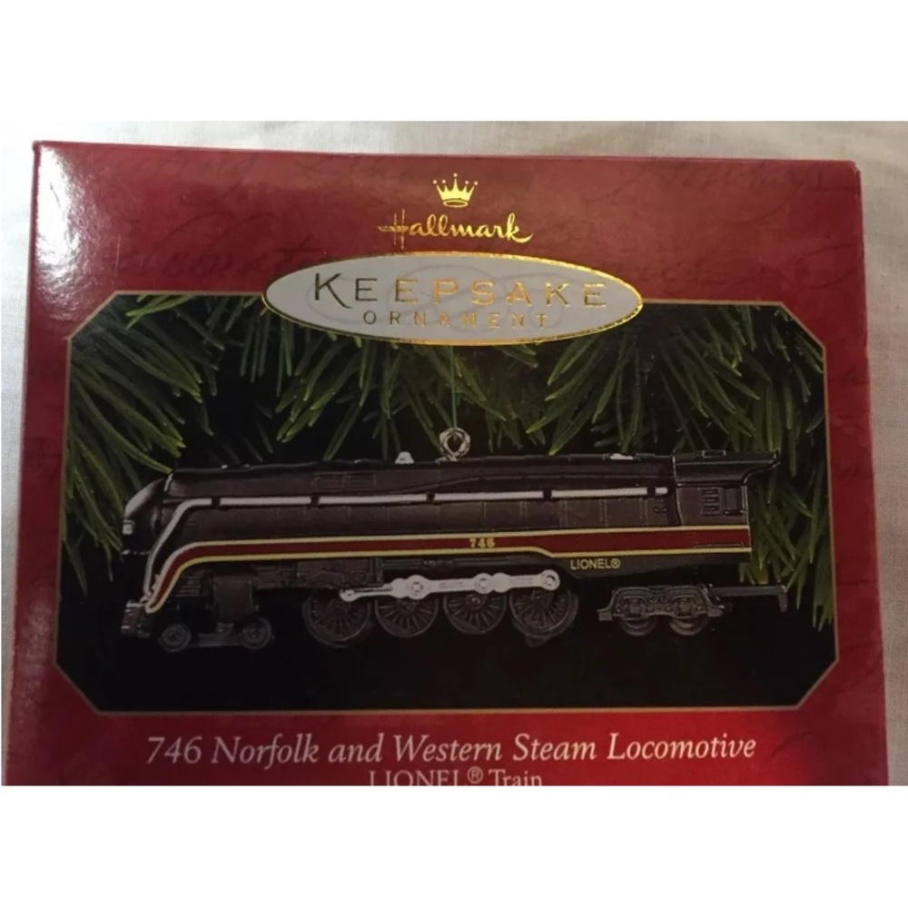 Hallmark lionel 746 Norfolk & western locomotive ornament 1999